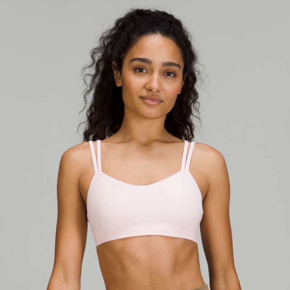 Lululemon Like a Cloud Bra Light Support B/C Cup Size 6 in Strawberry Milkshake